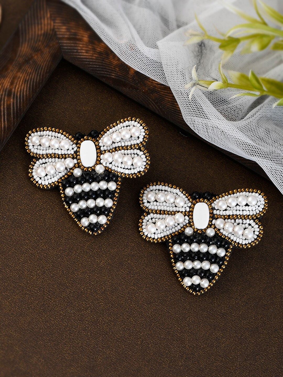 

Shoshaa White Gold Plated Artificial Beads Contemporary Drop Earrings