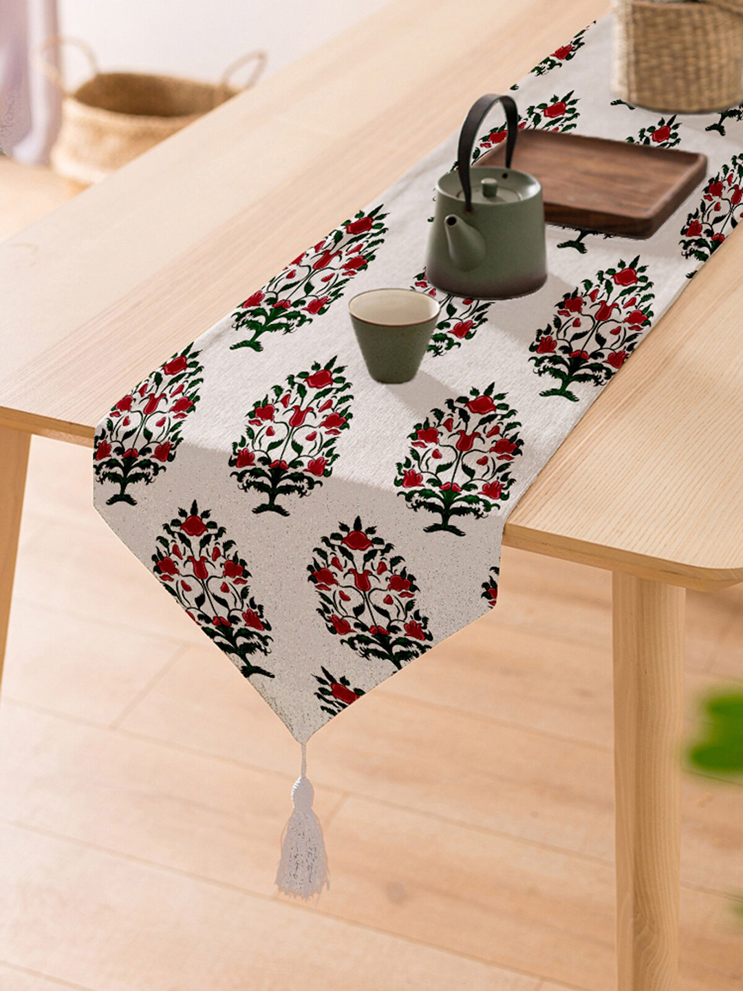 

STITCHNEST Red & white Printed Table Runners