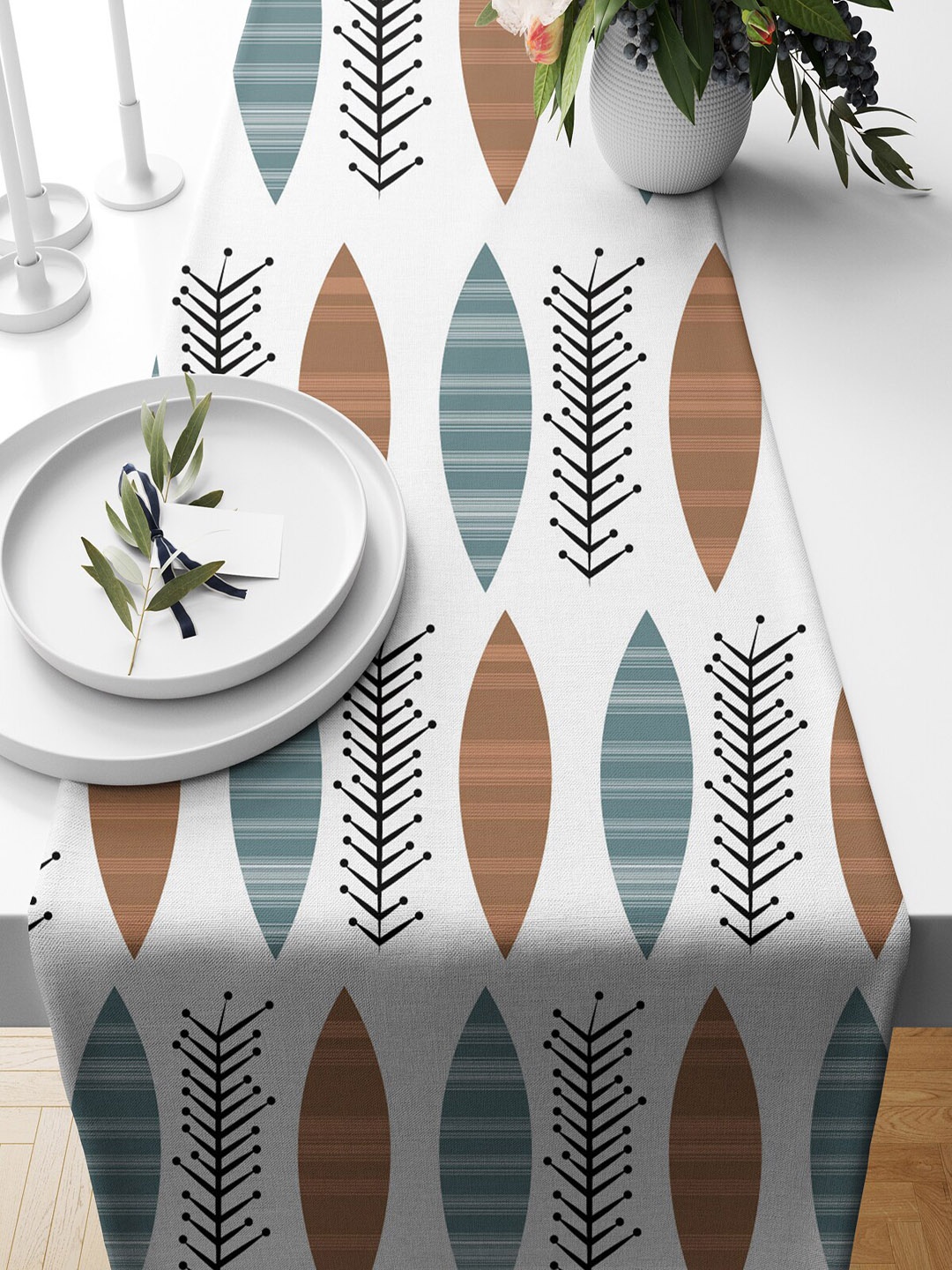 

STITCHNEST White & Brown Printed Pure Cotton Table Runner