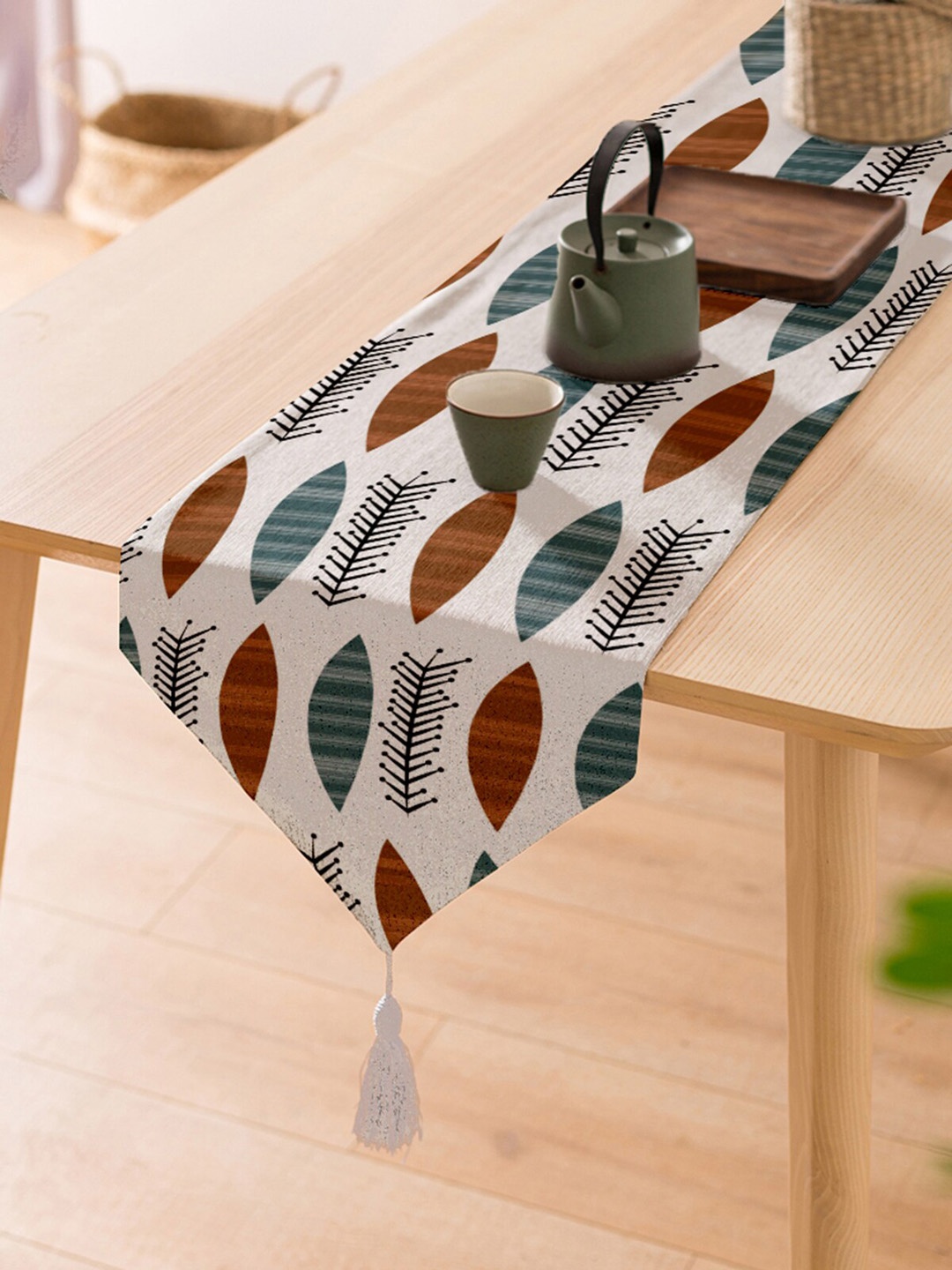 

STITCHNEST Brown & White Ethnic Motif-Printed Pure-Cotton Table Runners