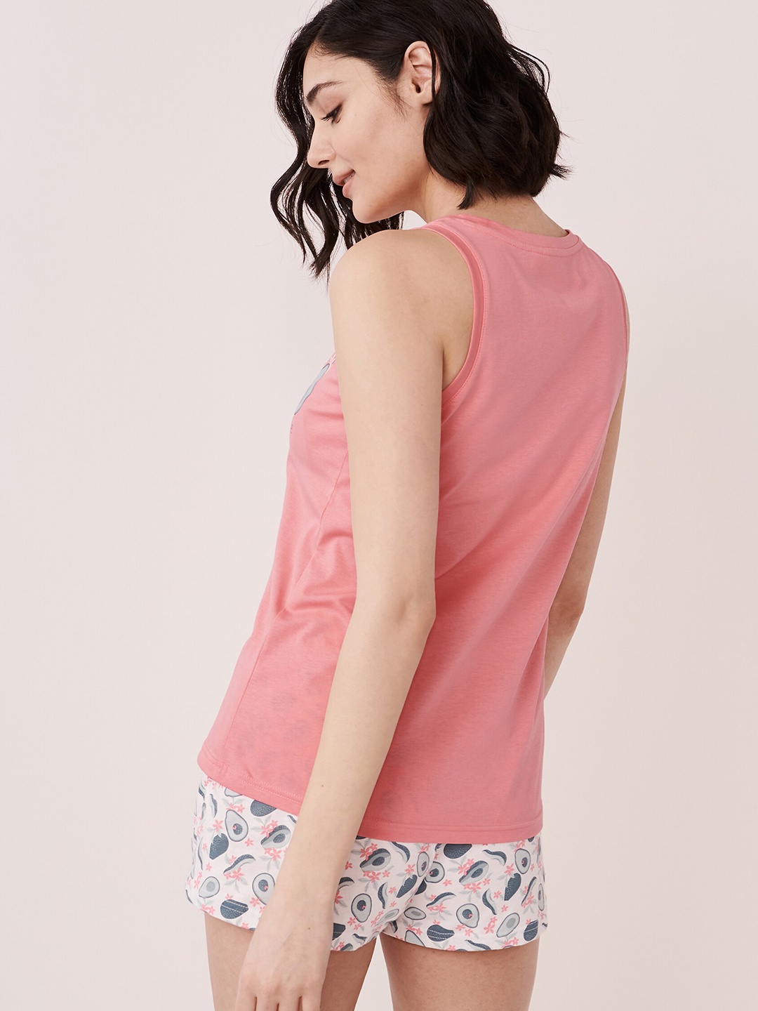 

La Vie en Rose Women Pink Solid Camisoles