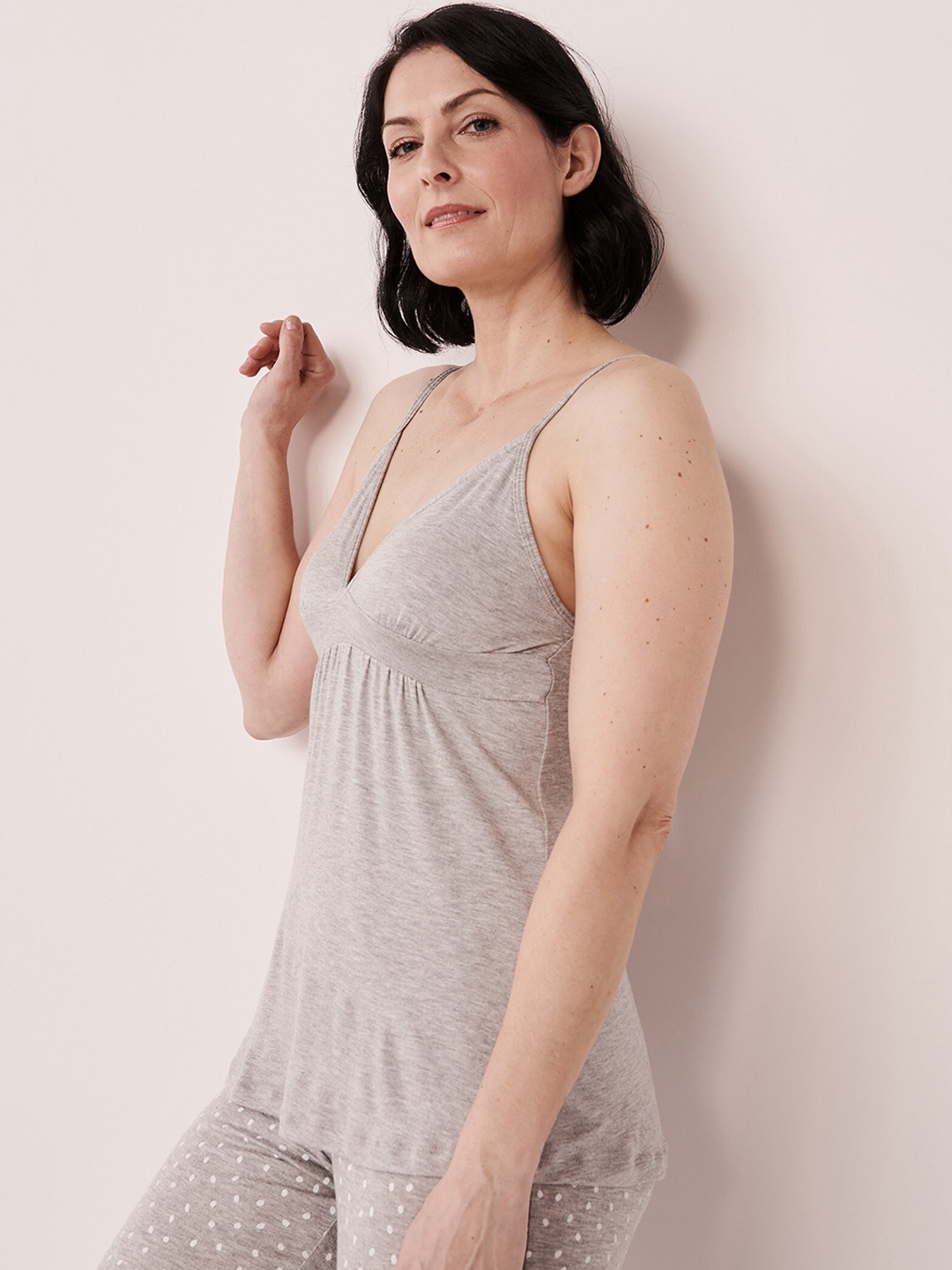 

La Vie en Rose Women Grey Solid Non-Padded Camisoles