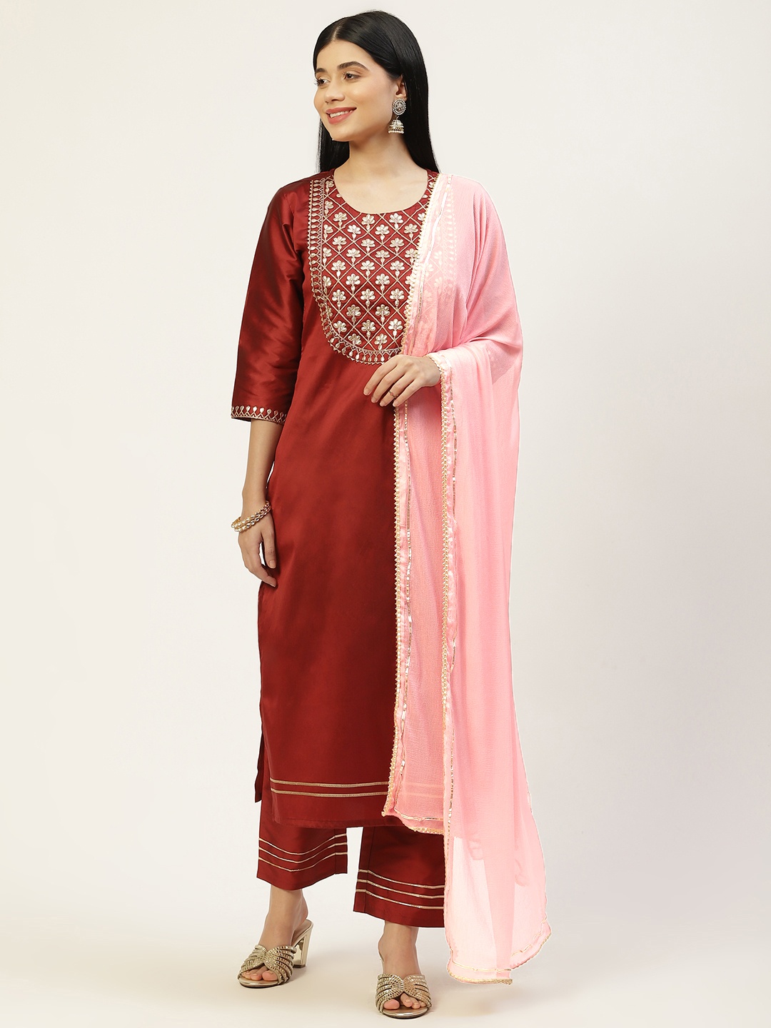 

VAABA Women Red Floral Yoke Design Aari Work Kurta with Trousers & With Dupatta