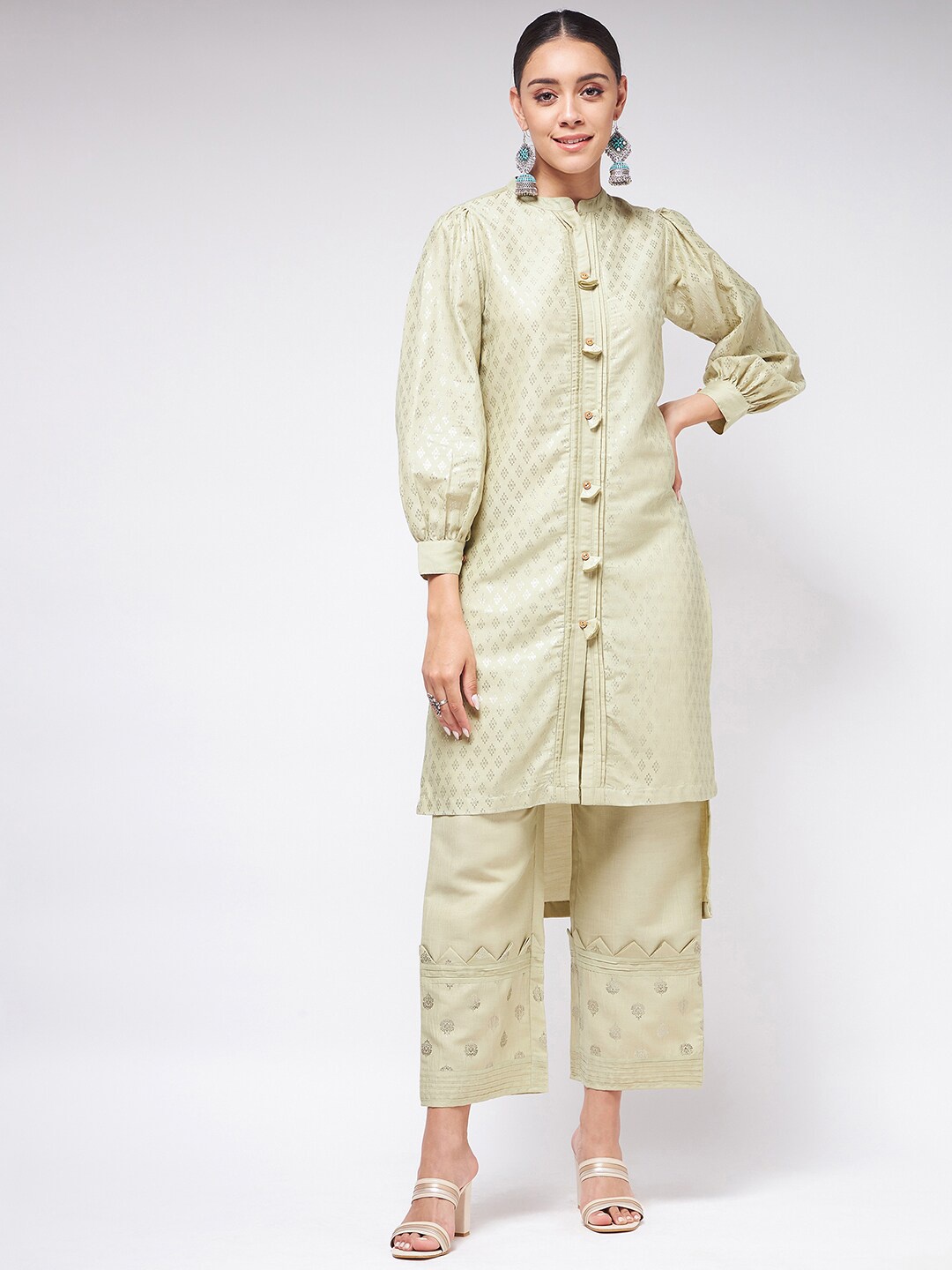 

Pannkh Women Green Gotta Patti Foil Printed With High-Low Hemline Kurta