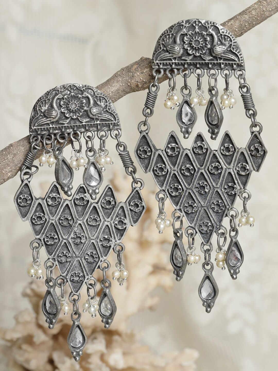 

Moedbuille Gunmetal-Toned Peacock Shaped Drop Earrings, Metallic