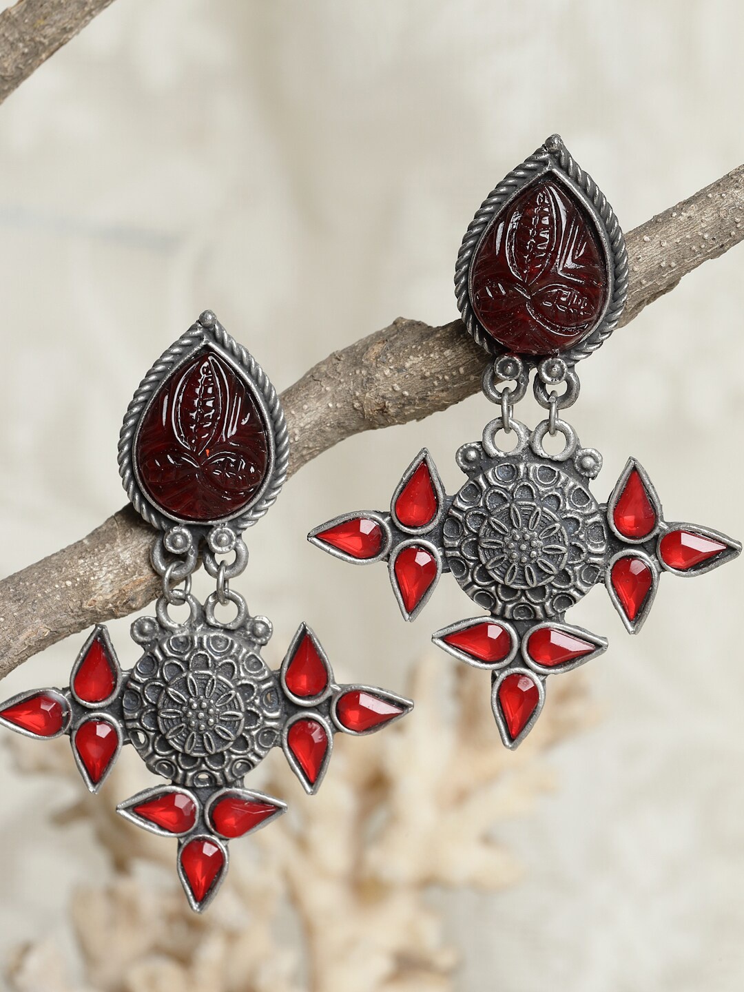 

Moedbuille Women Red Silver Plated Floral Drop Earrings
