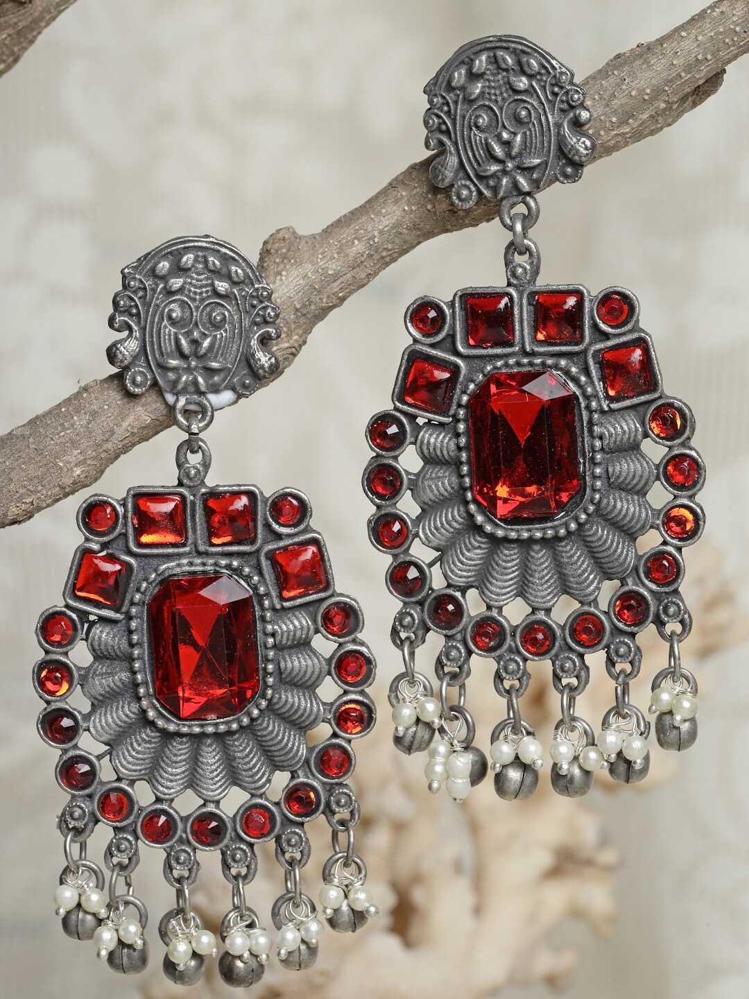 

Moedbuille Red & Silver-Plated Floral Drop Earrings