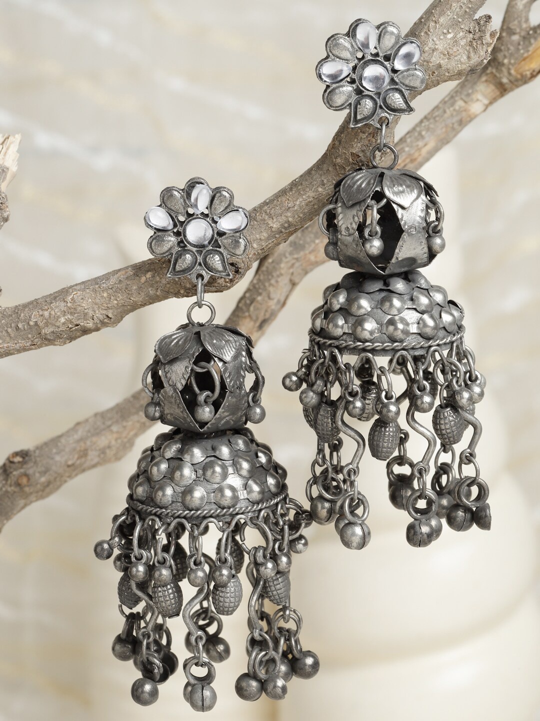 

Moedbuille Gunmetal-Toned Dome Shaped Jhumkas Earrings, Metallic