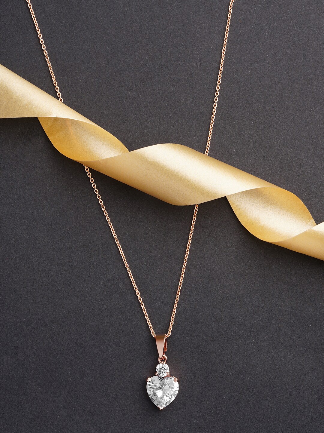 

HOT AND BOLD Gold-Toned & White Brass Gold-Plated Oxidised Chain