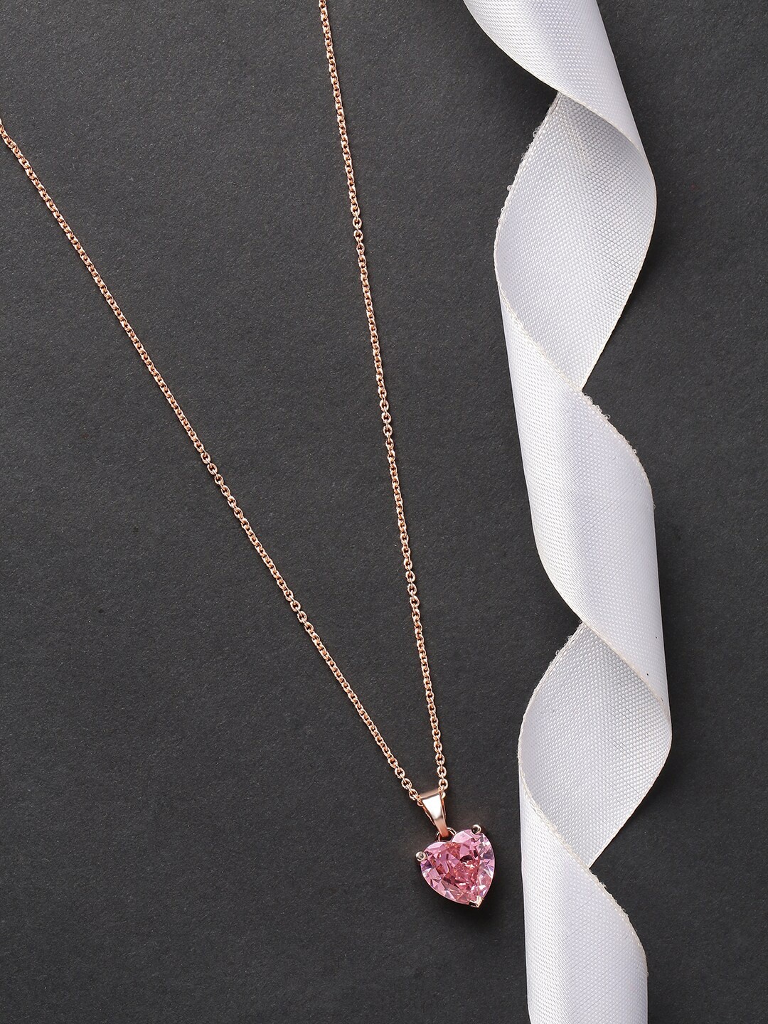 

HOT AND BOLD Gold-Plated & Pink Heart Shape Pendant Chain