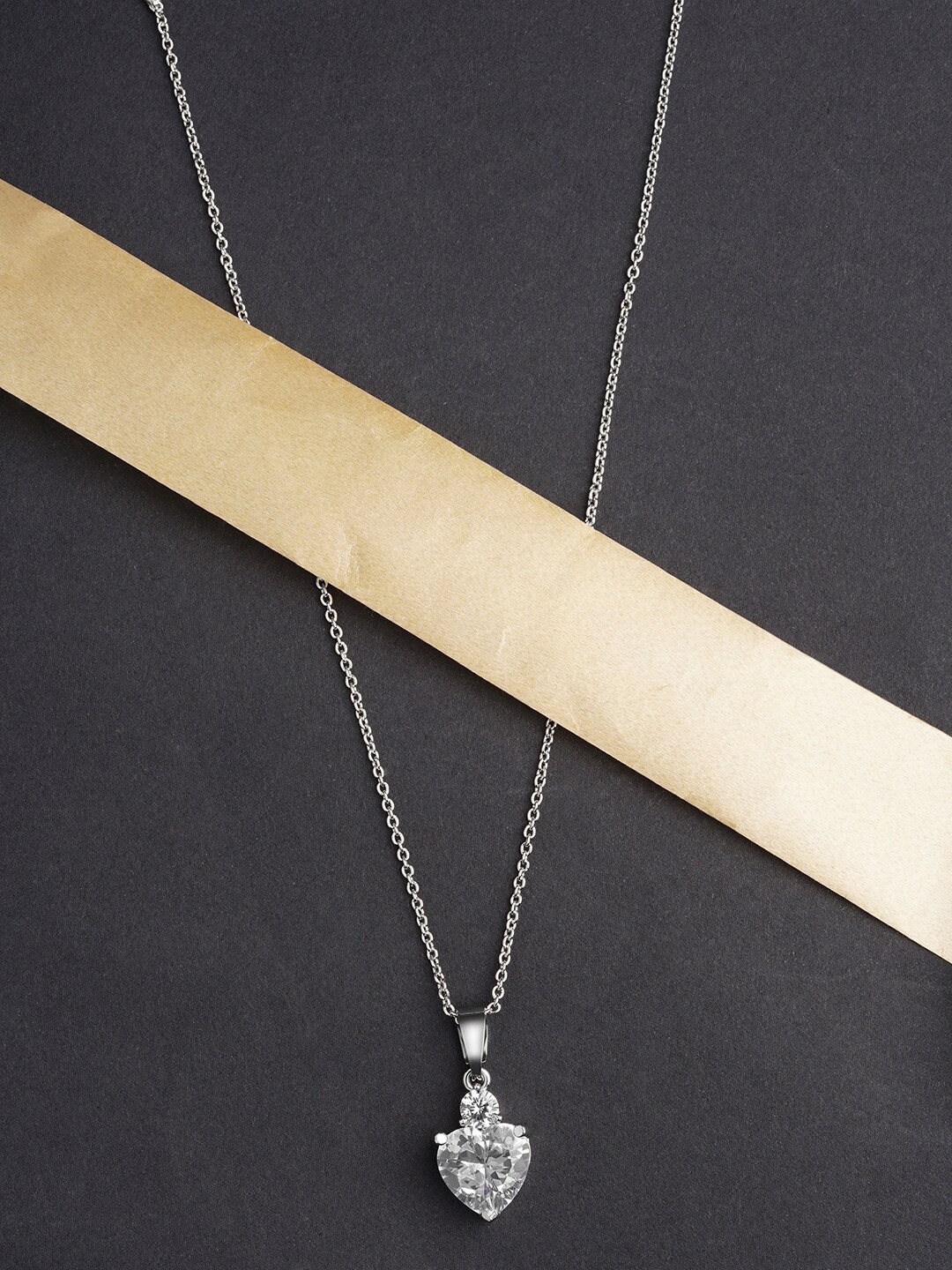 

HOT AND BOLD Silver-Toned & White Brass Silver-Plated Oxidised Chain