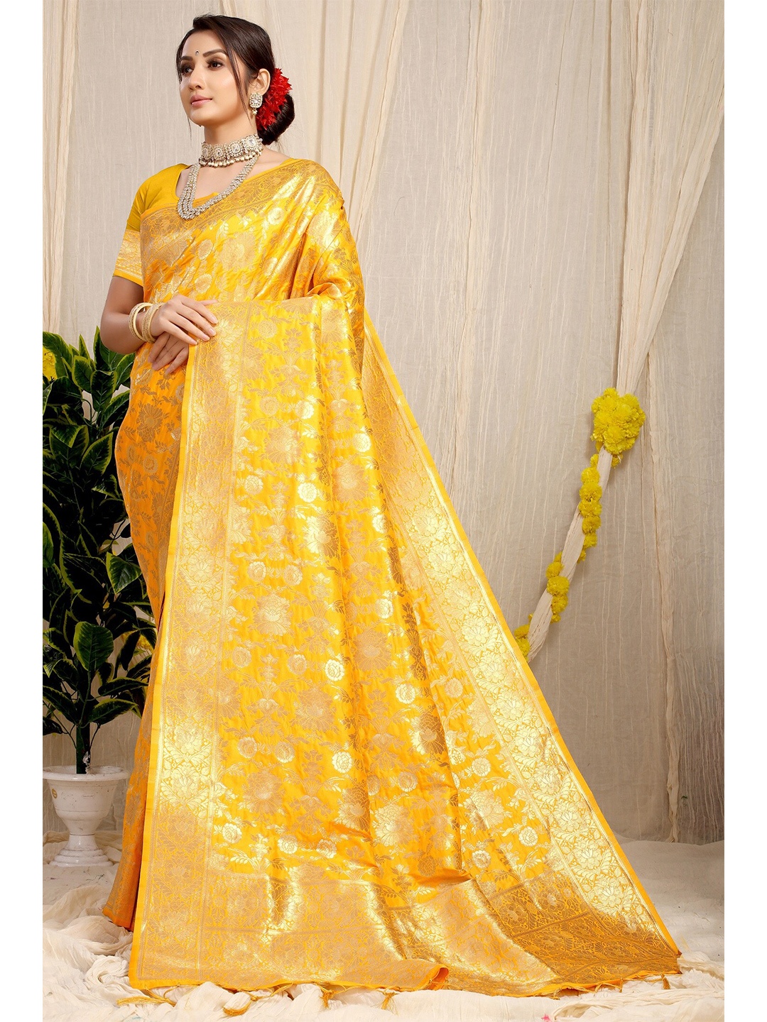 

Anaita Yellow & Gold-Toned Woven Design Zari Pure Silk Banarasi Saree