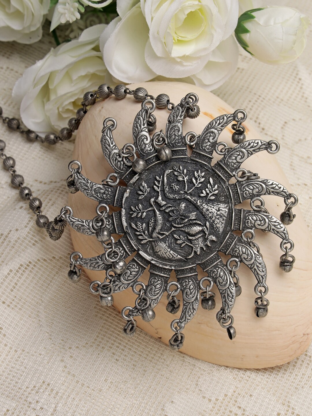 

Moedbuille Silver-Toned & Gunmetal-Toned Brass Silver-Plated Temple Necklace