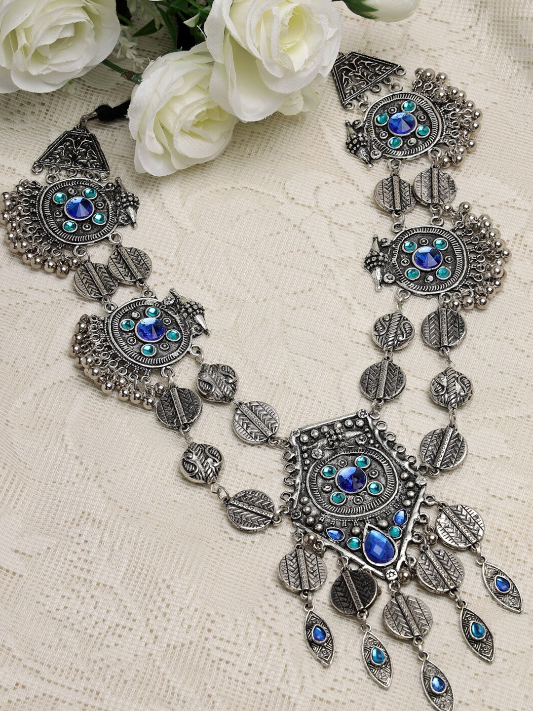 

Moedbuille Silver-Toned & Blue Brass Silver-Plated Afghan Necklace