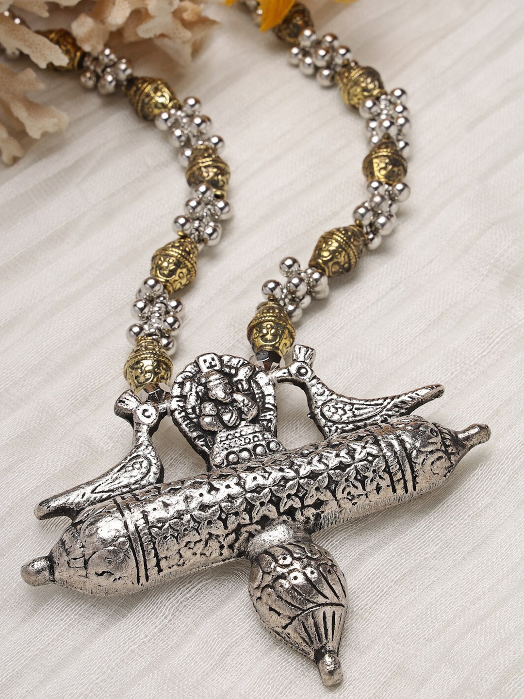 

Moedbuille Silver-Toned & Gold-Toned Brass Silver-Plated Temple Necklace