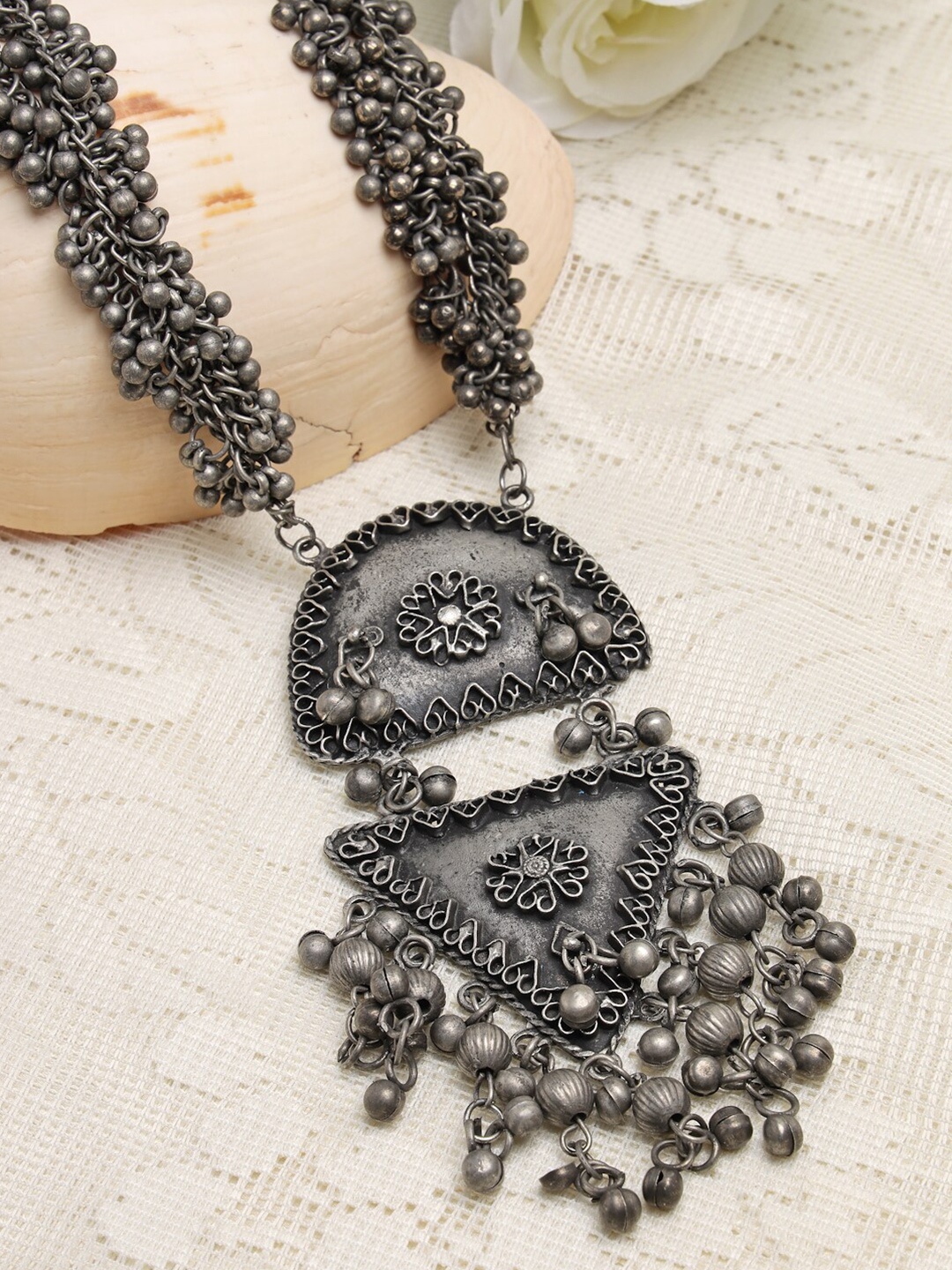 

Moedbuille Silver-Toned & Gunmetal-Toned Oxidised Necklace