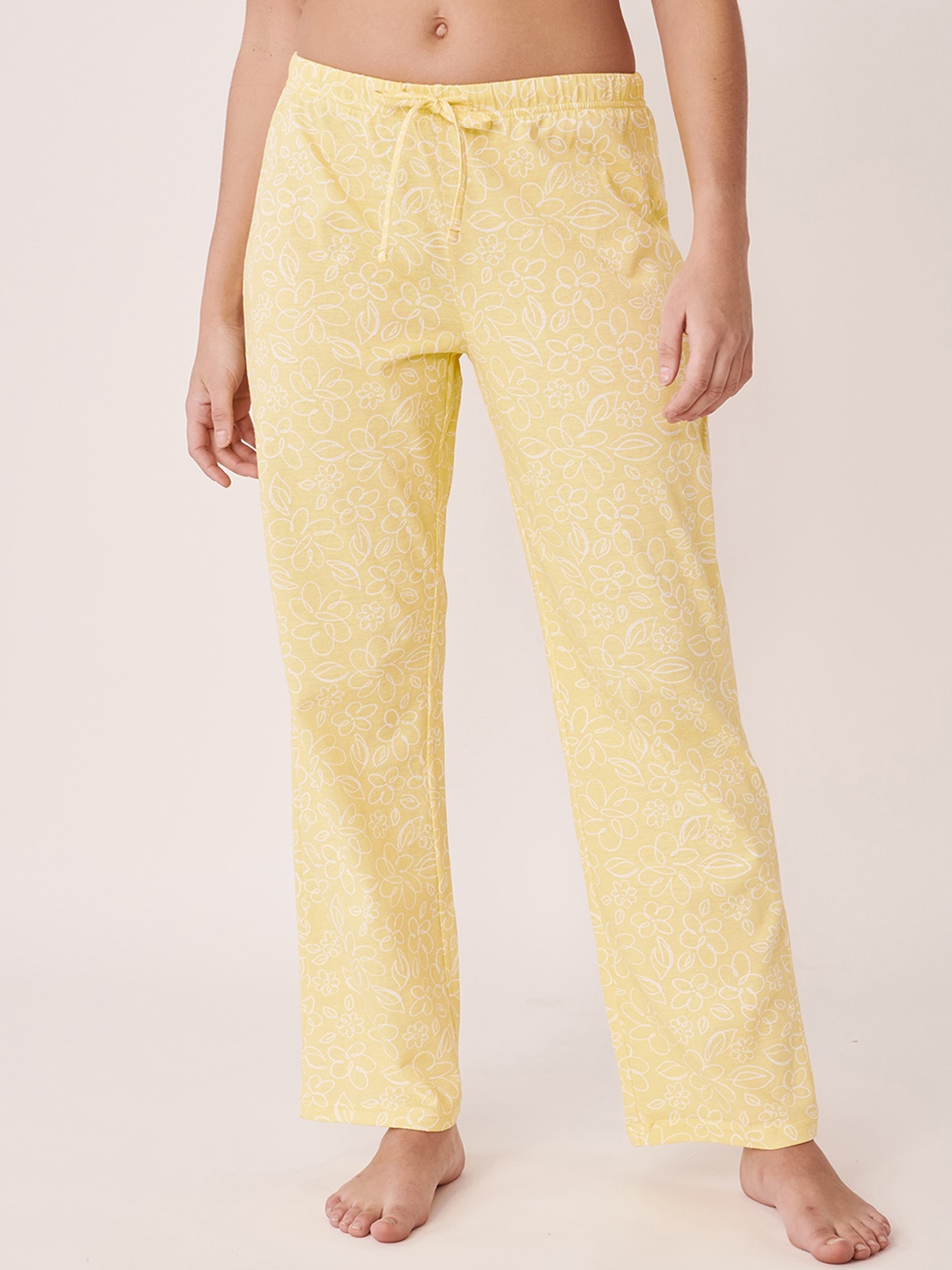 

La Vie en Rose Women Yellow Solid Cotton Lounge Pants