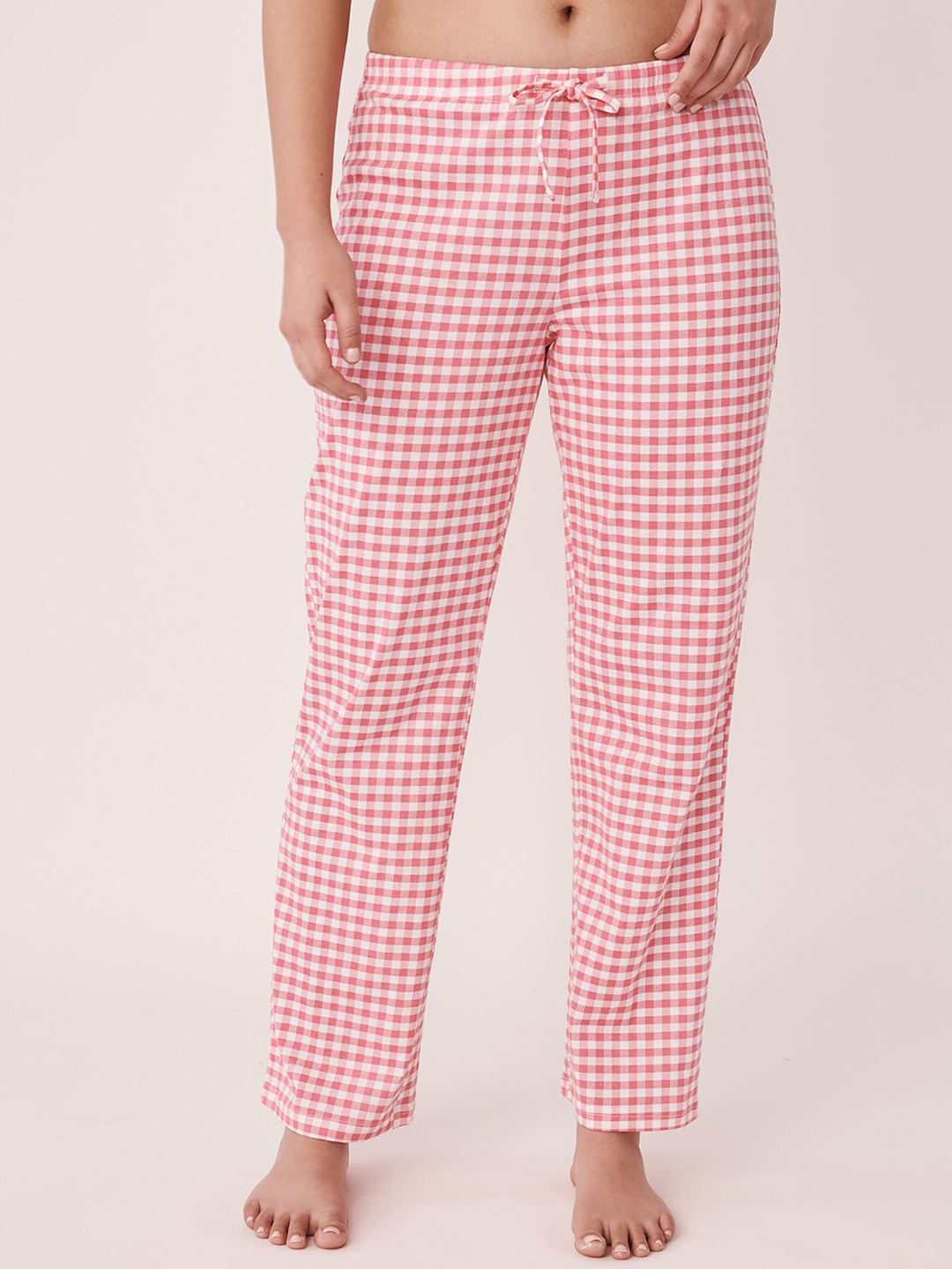 

La Vie en Rose Women Pink & White Checked Pure Cotton Lounge Pants