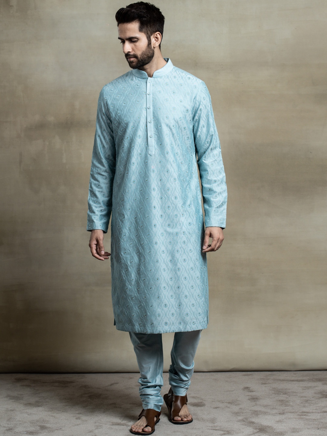 

Tasva Men Blue Floral Thread Work Kurta with Churidar