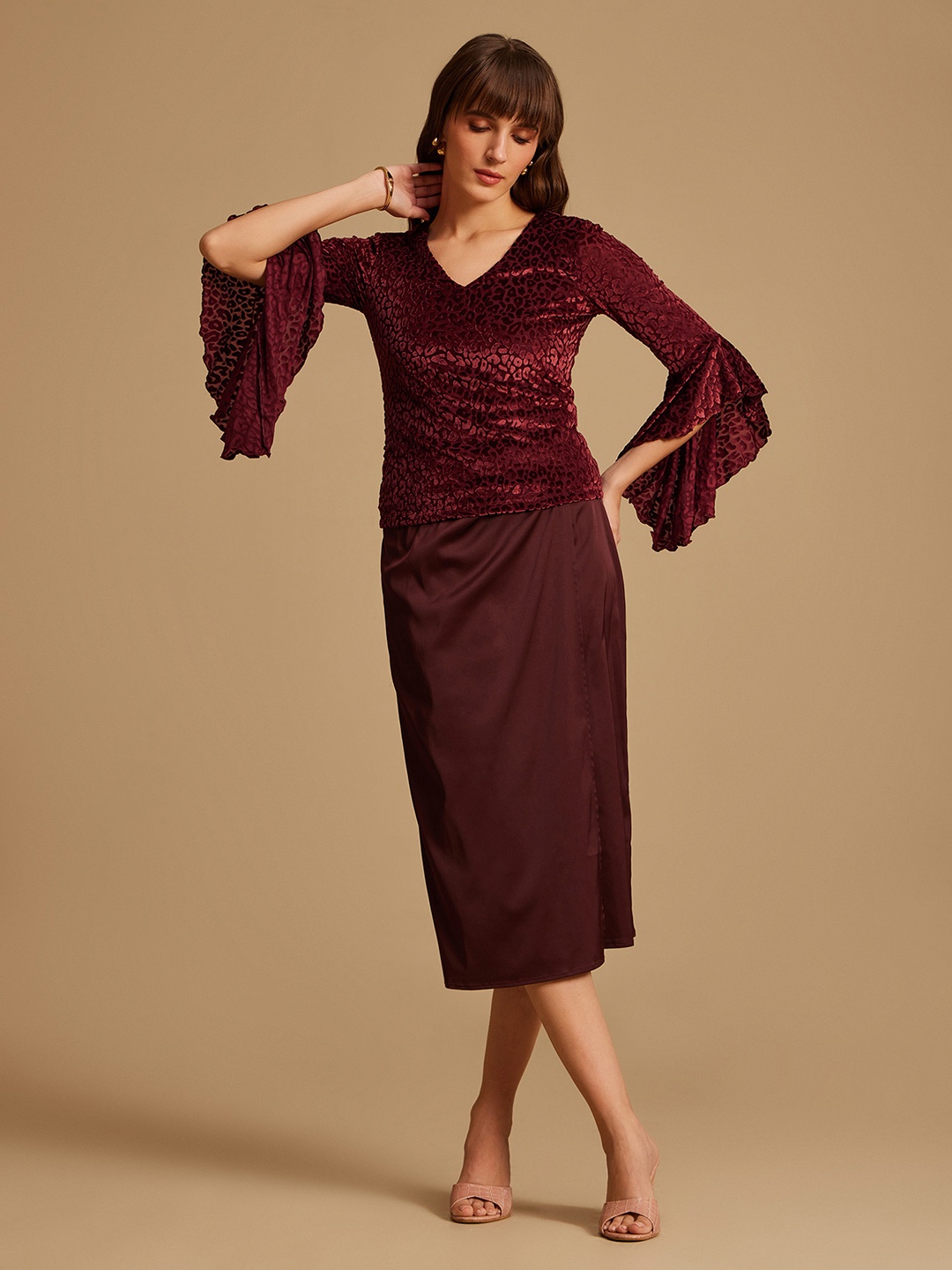 

Kazo Maroon Self Design Velvet Top