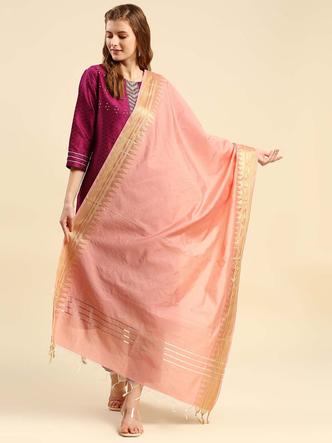 

Dupatta Bazaar Peach-Coloured & Gold-Toned Ethnic Motifs Woven Design Dupatta with Zari