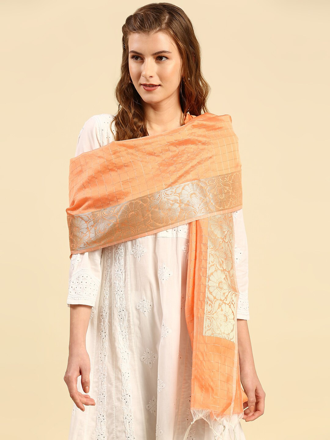 

Dupatta Bazaar Peach-Coloured & Gold-Toned Checked Dupatta with Zari