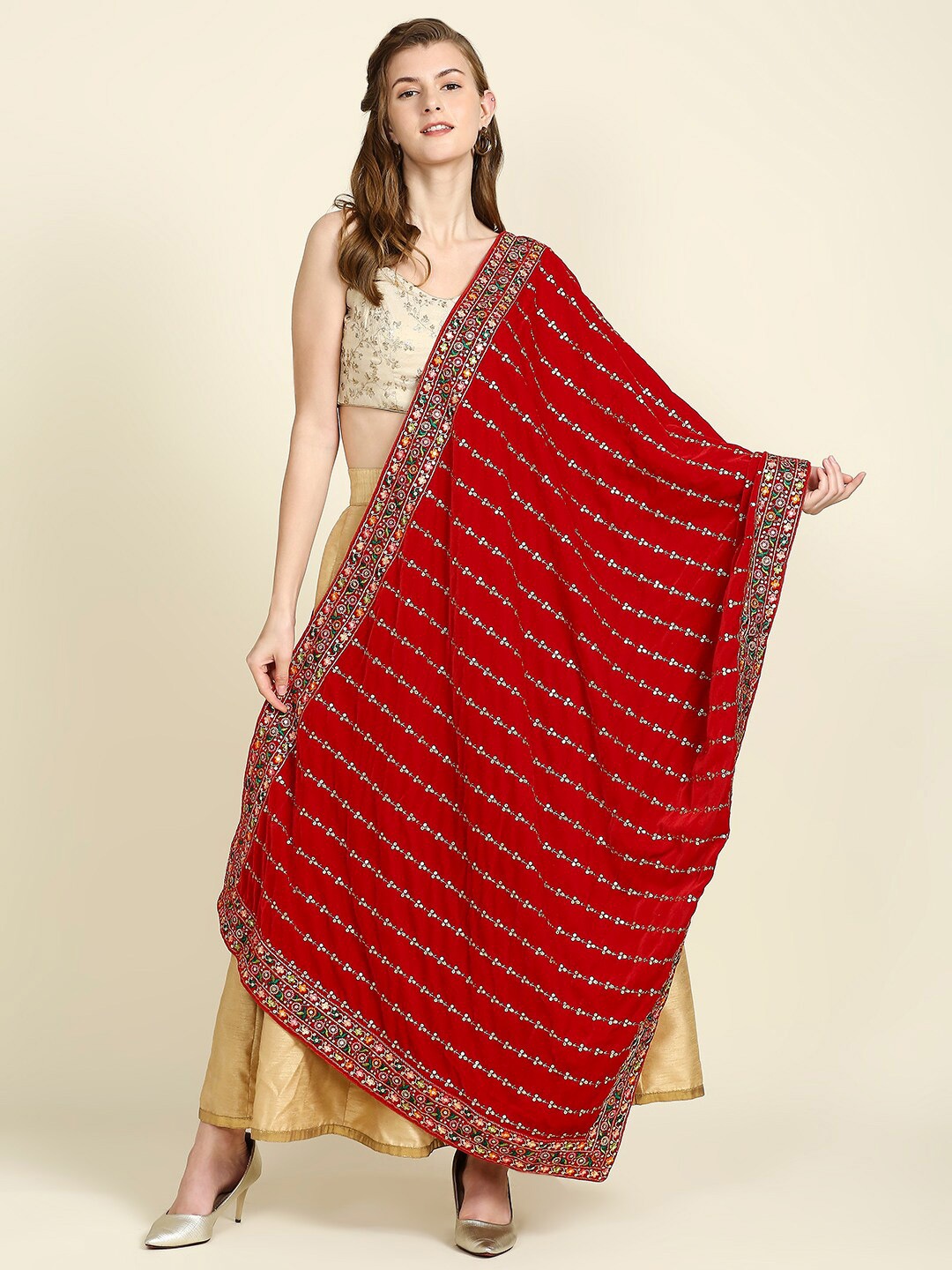 

Dupatta Bazaar Red Floral Embroidered Velvet Dupatta with Sequinned
