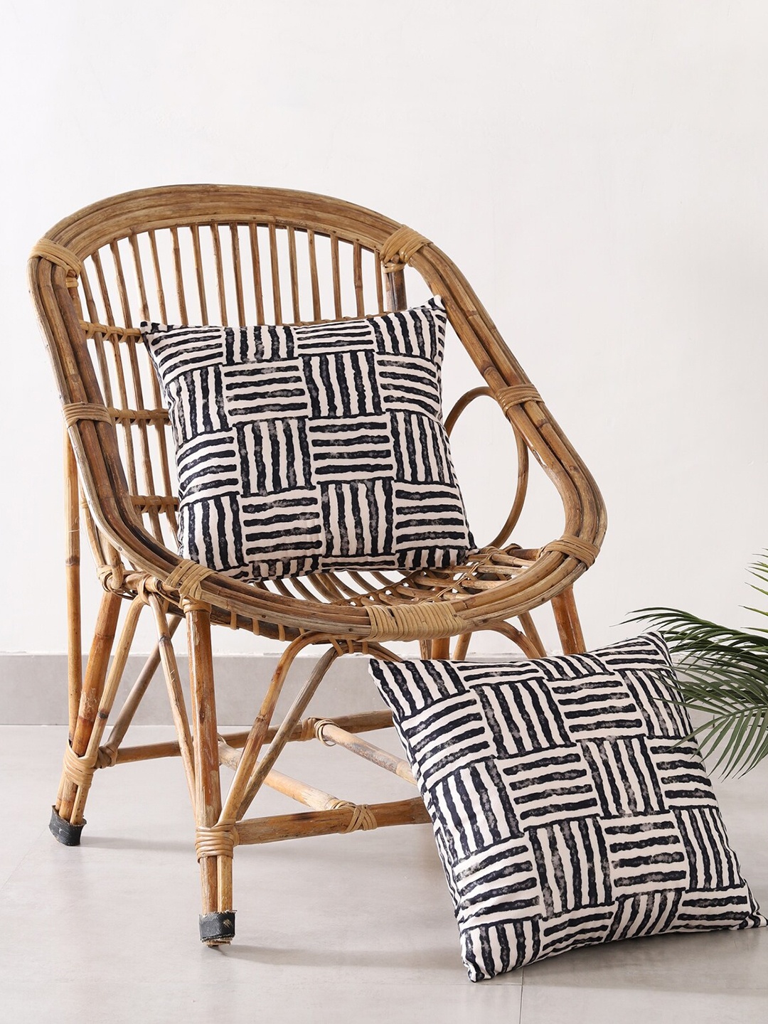 

HANDICRAFT PALACE White & Black Set of 2 Striped Velvet Square Cushion Covers