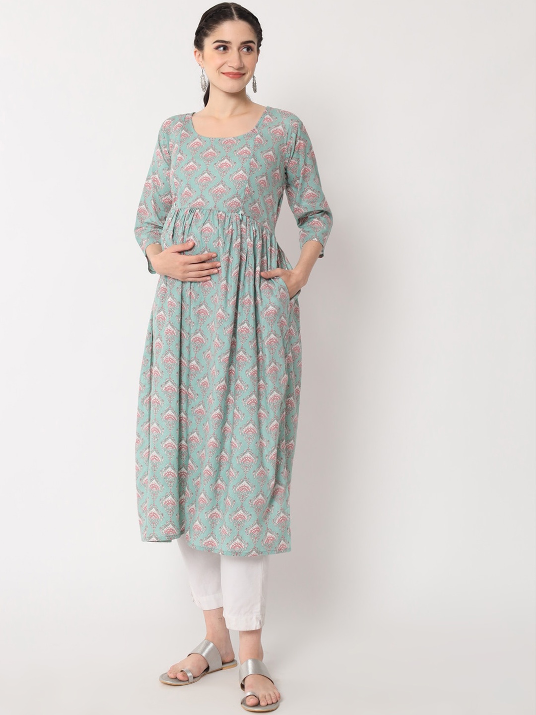 

Aujjessa Women Green Ethnic Motifs Printed Maternity Pure Cotton Anarkali Kurta