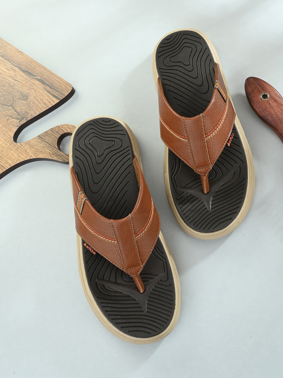 

SOFTIO Men Tan & Brown Thong Flip-Flops