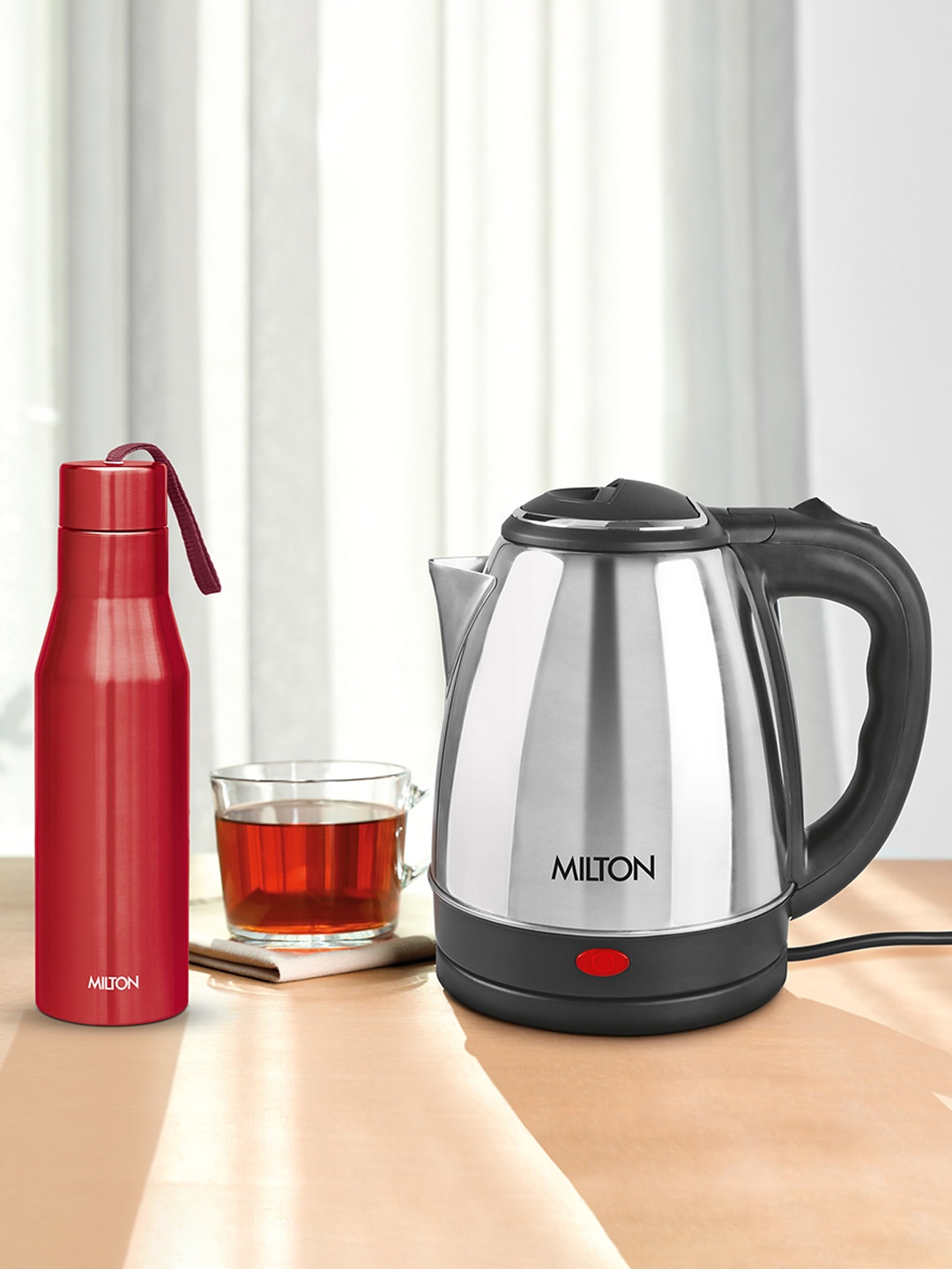 

Milton Combo Go Electro Kettle 1.5 L and Super 750 Steel Red Bottle 650 ml, Silver