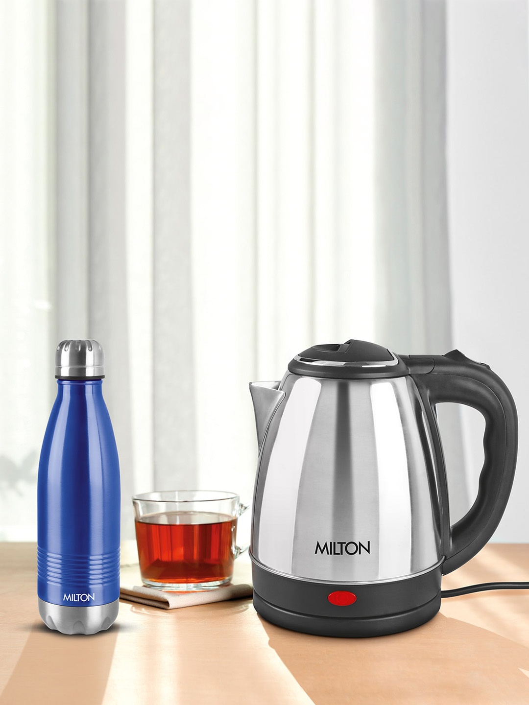 

Milton Silver Go Electro Steel Kettle 1.2 L & Blue Duo Dlx 350 Thermosteel 350 ml