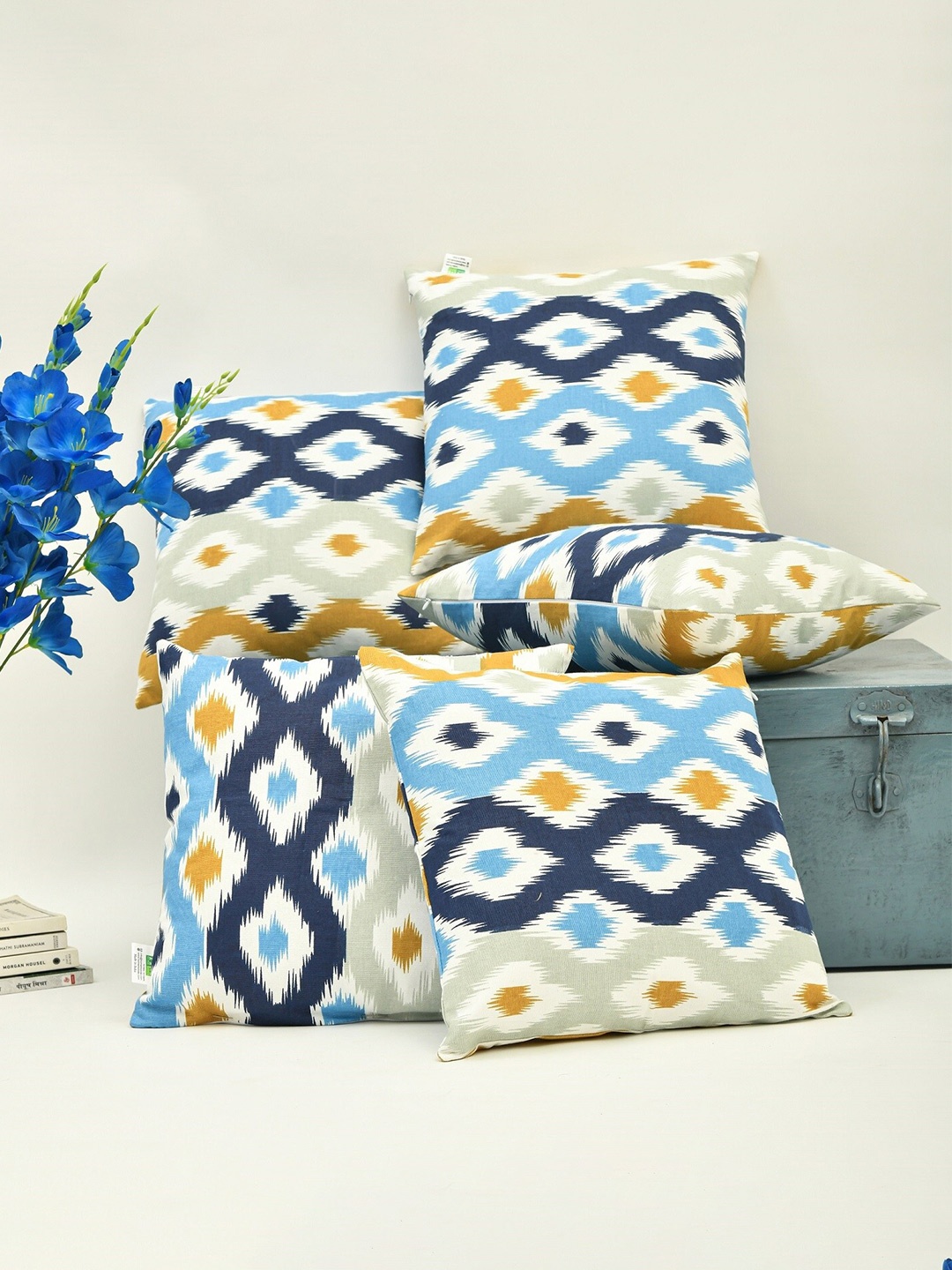 

HOMEMONDE White & Blue Set of 5 Geometric Square Cushion Covers