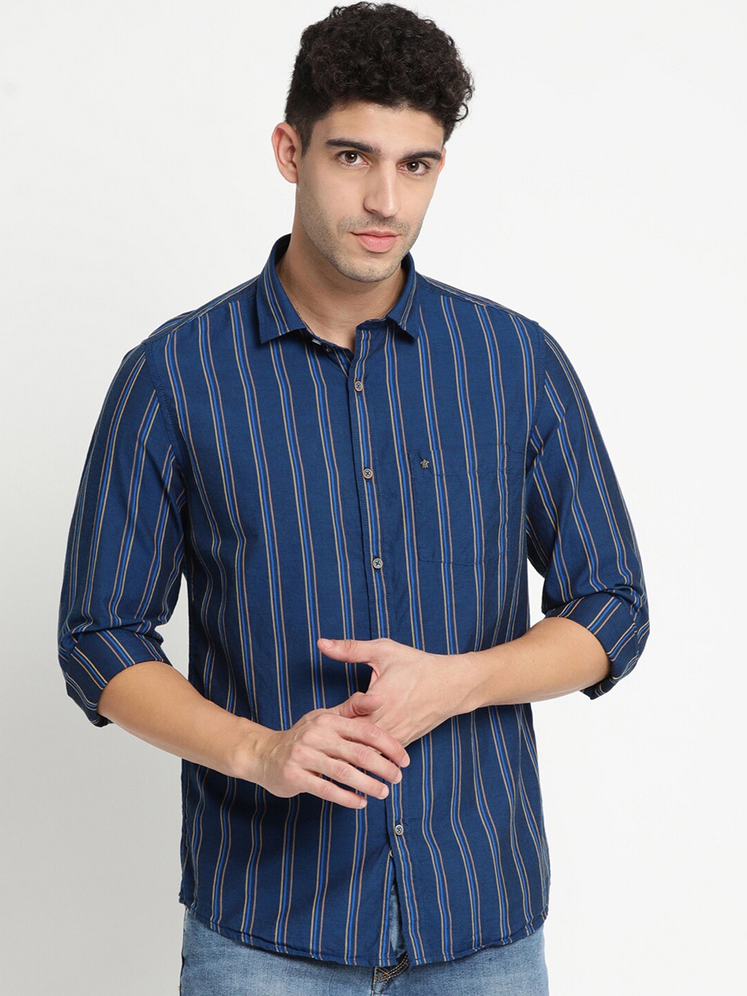 

Turtle Men Navy Blue Slim Fit Striped Pure Cotton Casual Shirt