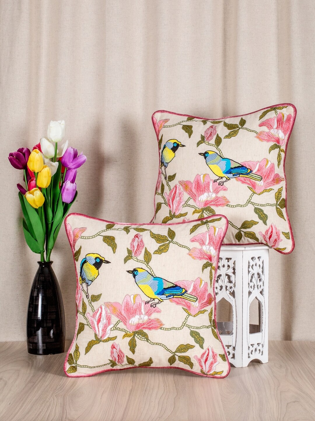 

SHADES of LIFE Cream-Coloured & Pink Set of 2 Floral Square Cushion Covers