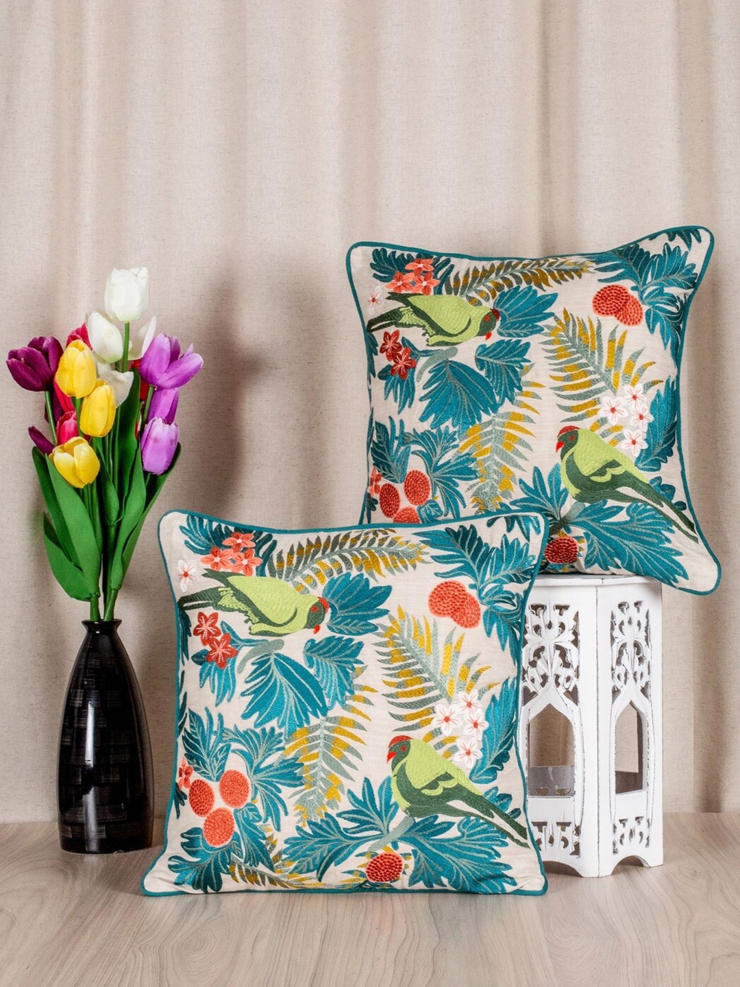 

SHADES of LIFE Cream & Turquoise Blue Set of 2 Floral Pure Cotton Square Cushion Covers