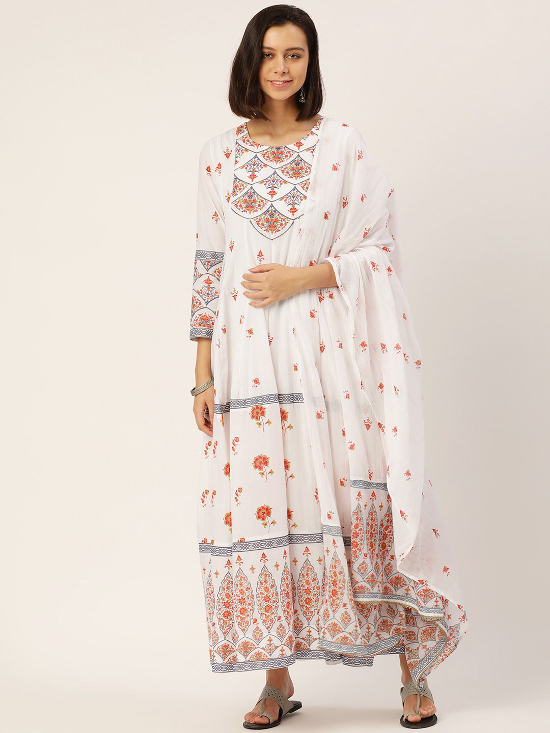 

HERE&NOW Women White & Red Floral Printed Anarkali Kurta With Dupatta