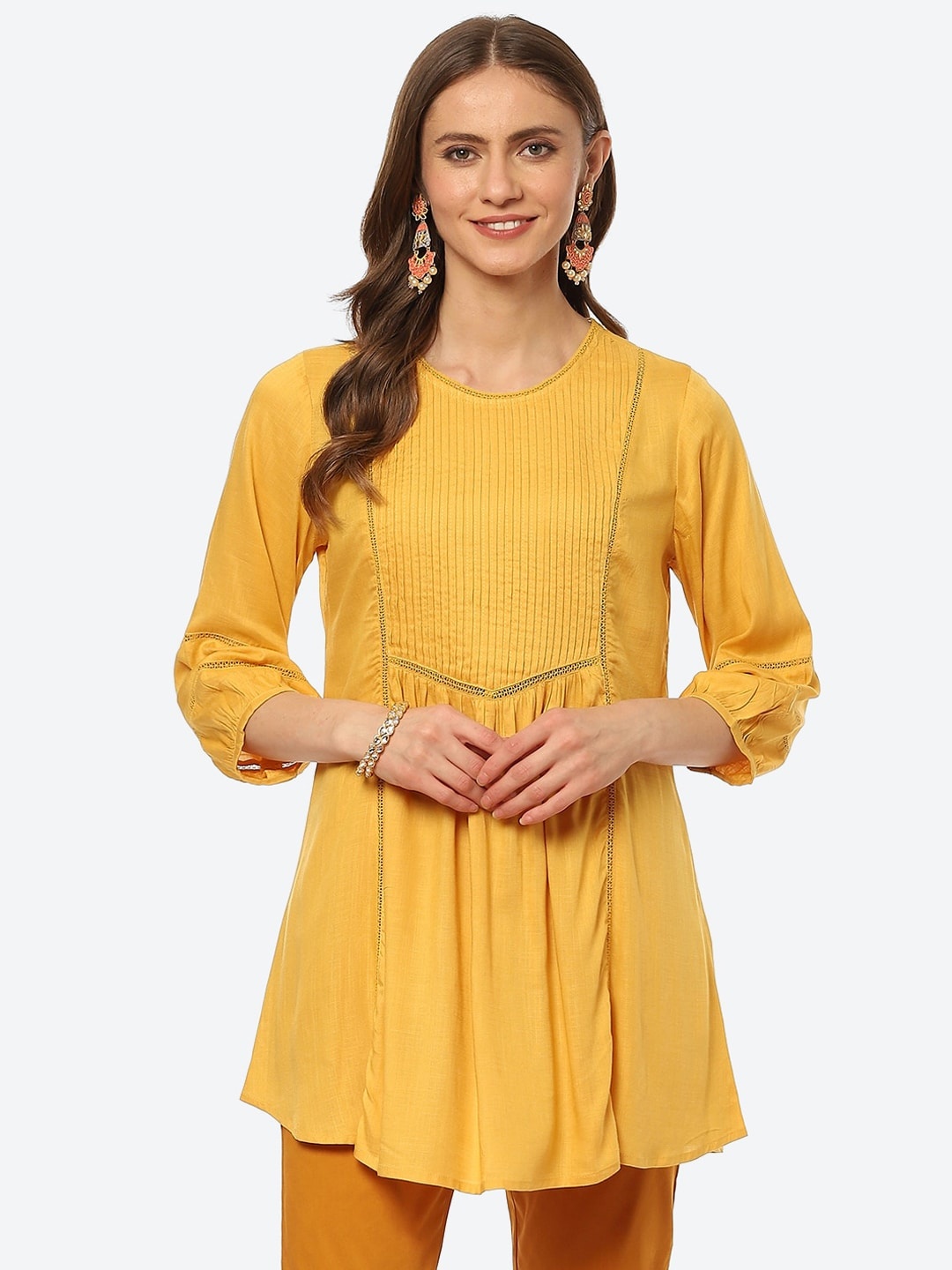 

Biba Women Yellow Pleated And Panelled Puff Sleeves Kurti