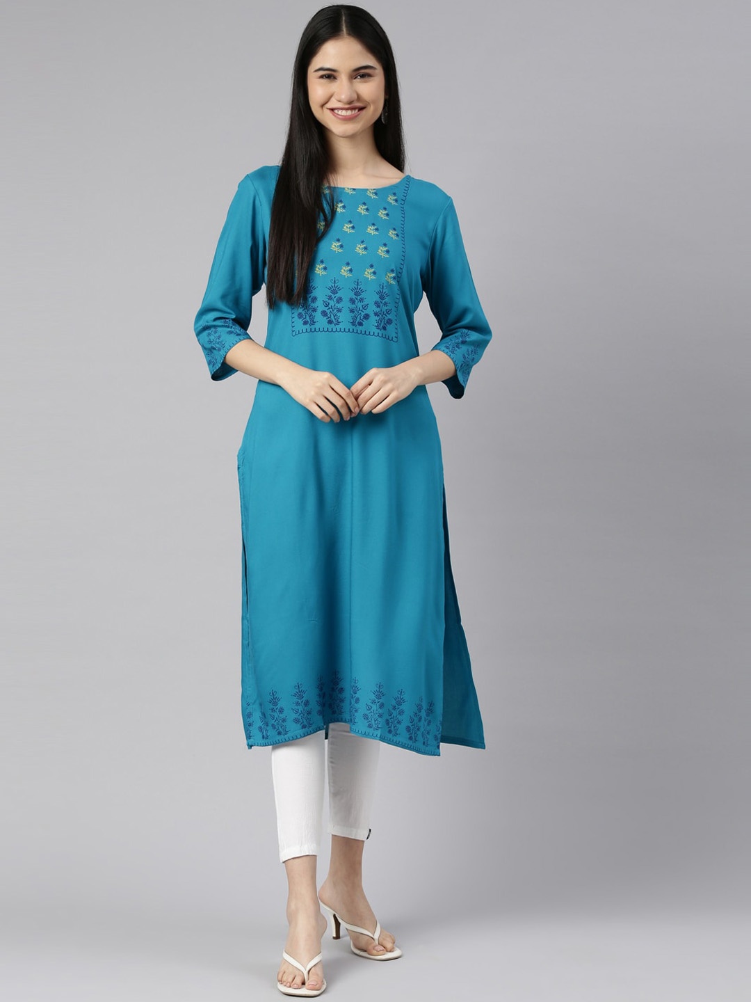 

Marcia Women Blue Floral Yoke Design Kurta