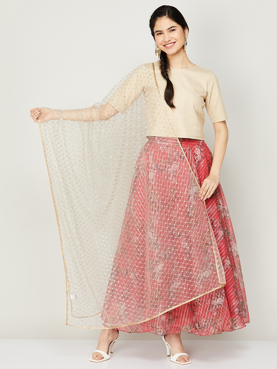 

Melange by Lifestyle Cream-Coloured & Gold-Toned Ethnic Motifs Embroidered Dupatta with Zari