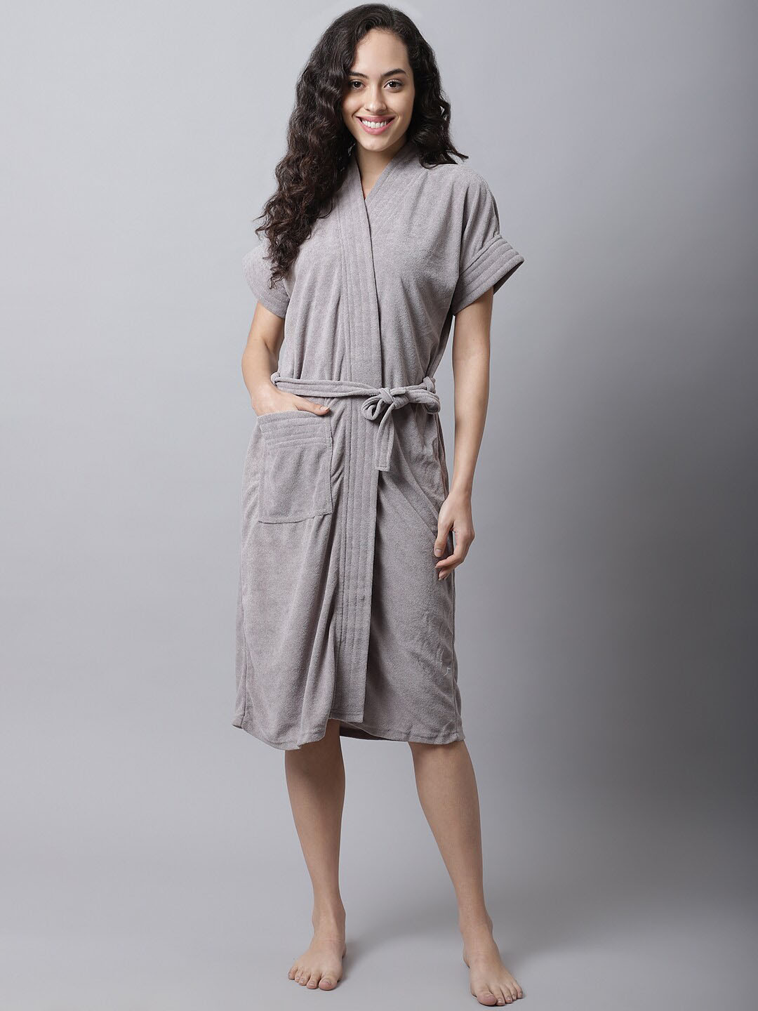 

ELEVANTO Women Grey Solid Bath Robe
