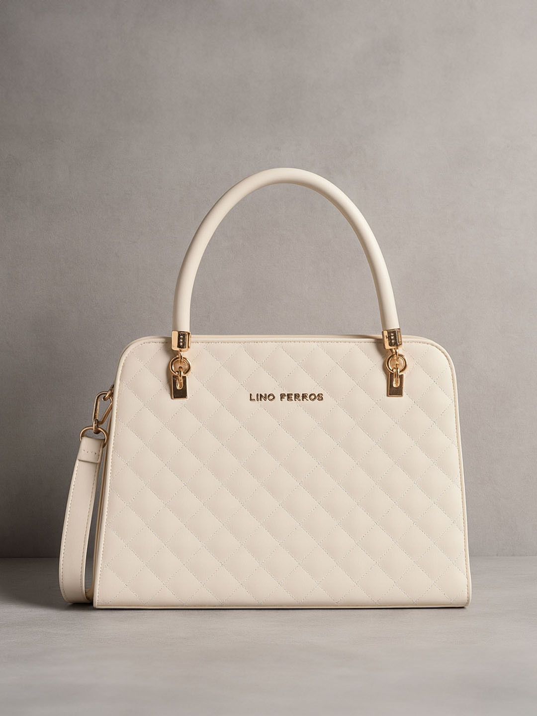 Lino Perros Off-White Quilted Handheld Bag