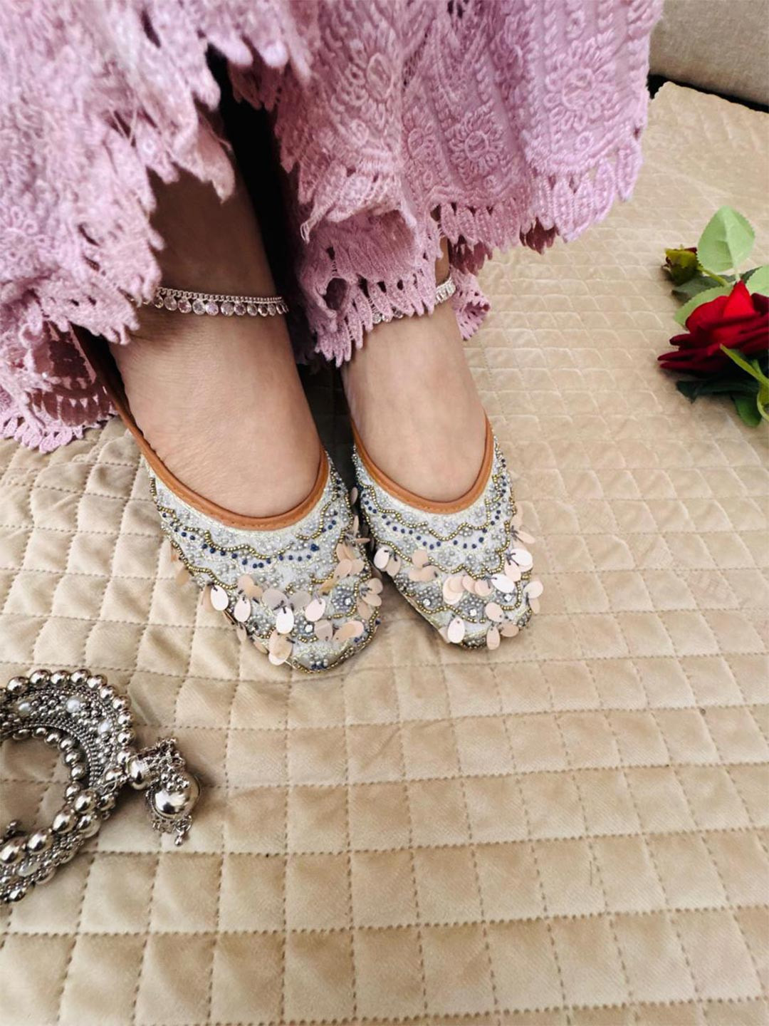 DESI COLOUR Women Grey Embellished Leather Ethnic Mojaris