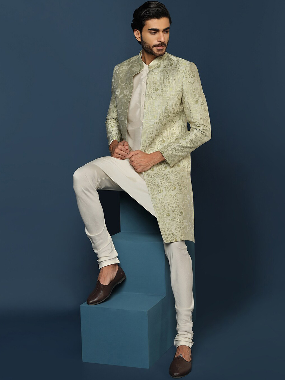 KISAH Men Self-Design Cotton Indowestern Sherwani Set