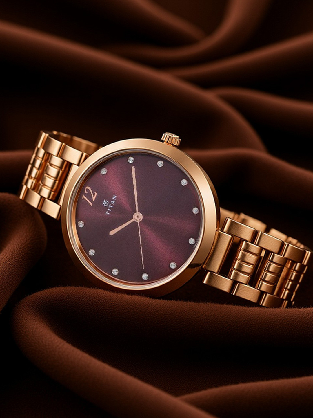 Titan Sparkle Quartz Analog With Burgundy Dial Watch For Women - Nt2480wm02
