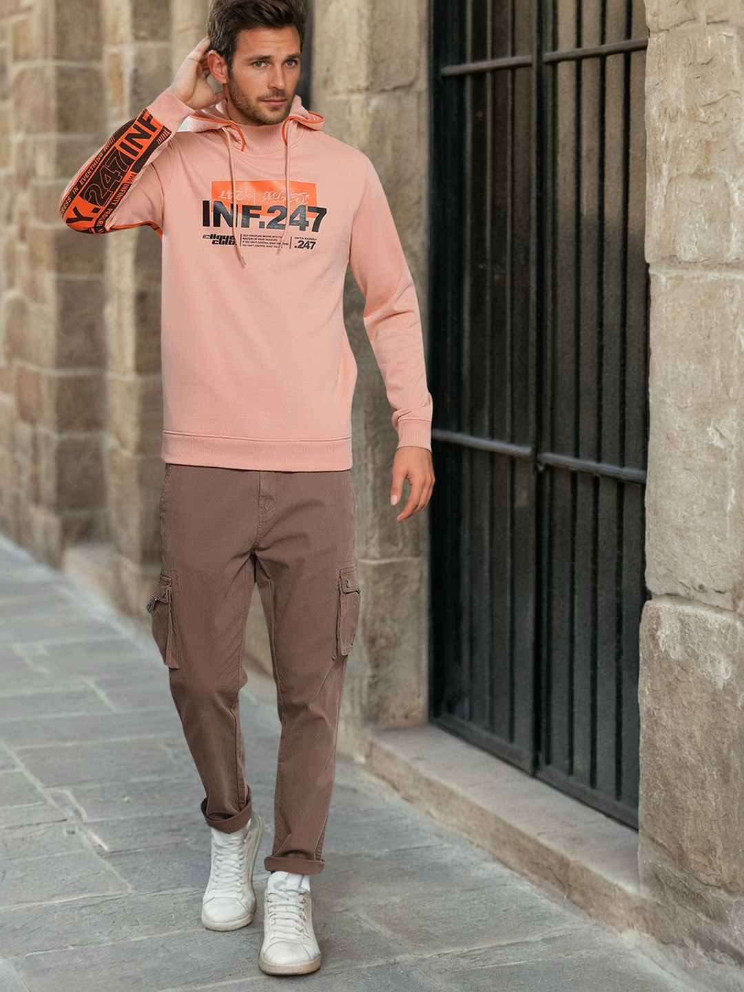 The Indian Garage Co Men Peach-Coloured Printed Hooded Sweatshirt