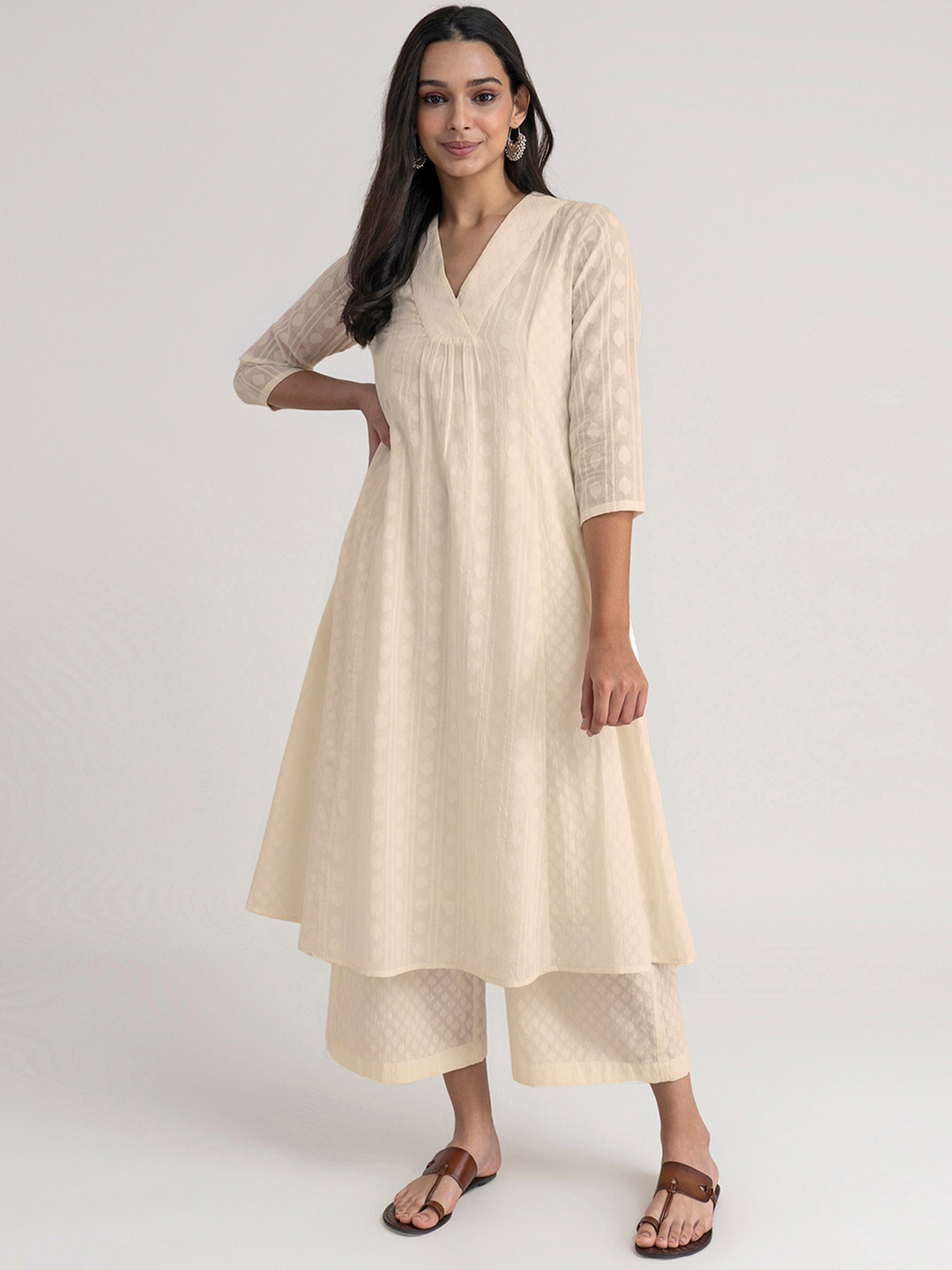Pink Fort Women Off White Pure Cotton Kurti with Palazzos