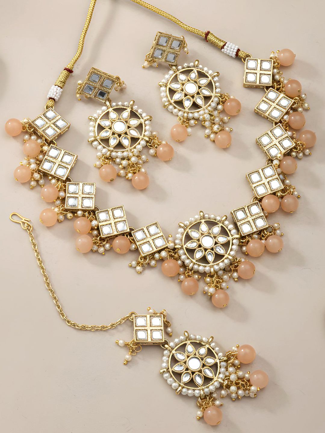 KARATCART Gold-Plated Gold-Toned Peach Toned Kundan Studded Choker Jewellery Set