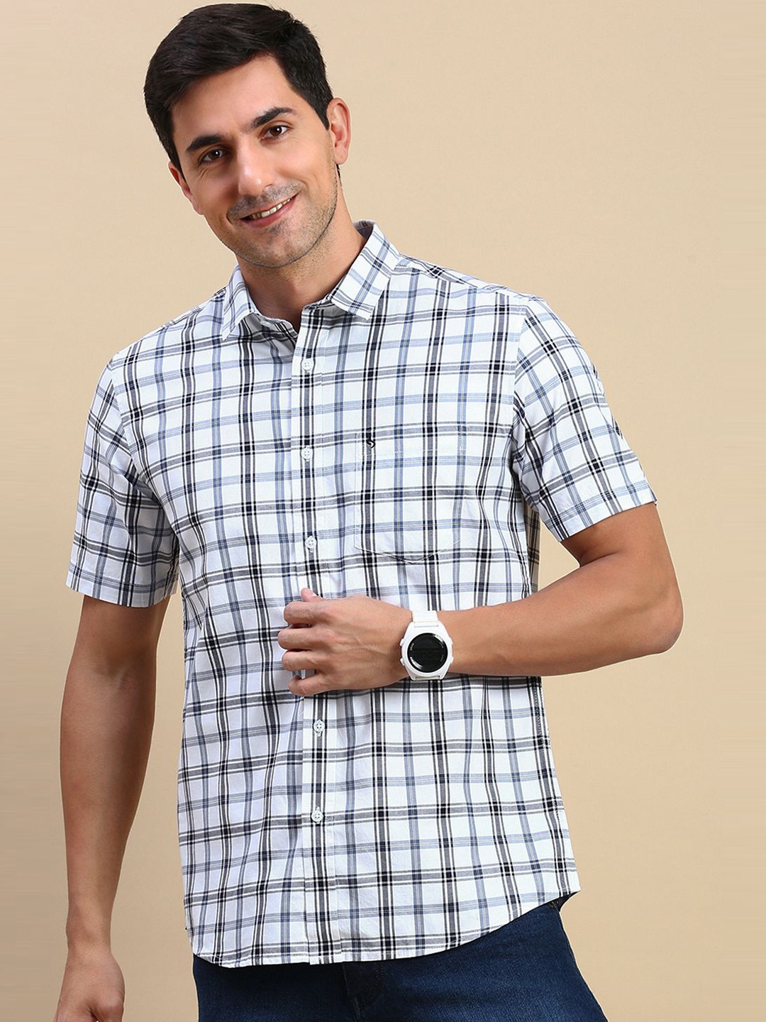 

Classic Polo Men India Slim Fit Spread Collar Tartan Checked Cotton Casual Shirt, White