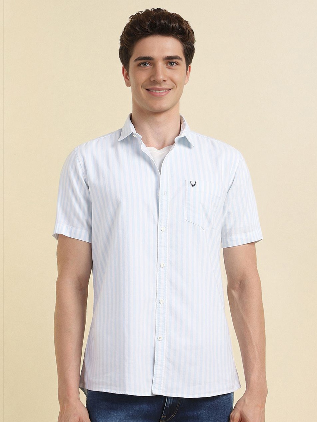 

Allen Solly Men Spread Collar Vertical Striped Cotton Casual Shirt, Blue